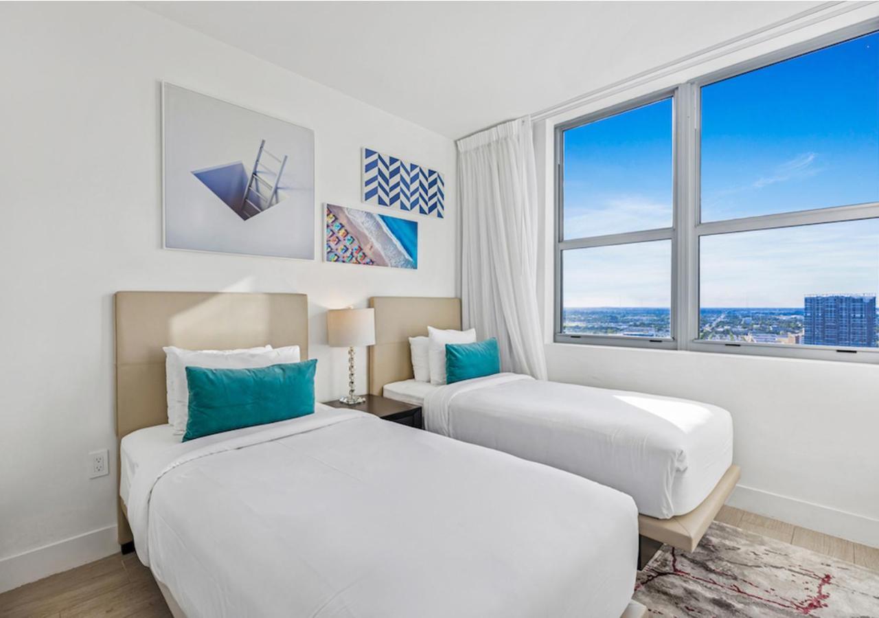 Hyde Beach House Three-Bedroom, Waterfront, Ocean And Intercostal View, Rooftop Pool, 5 Min Walk To Beach Hollywood Eksteriør billede