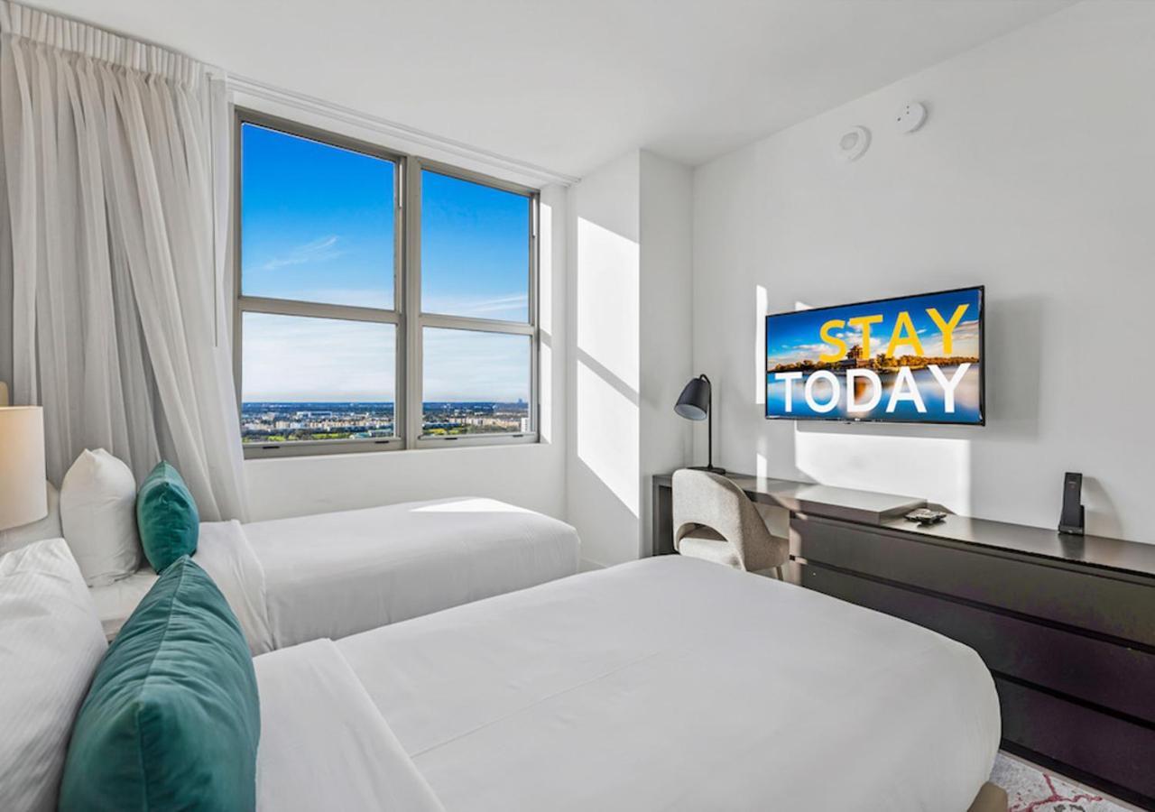 Hyde Beach House Three-Bedroom, Waterfront, Ocean And Intercostal View, Rooftop Pool, 5 Min Walk To Beach Hollywood Eksteriør billede